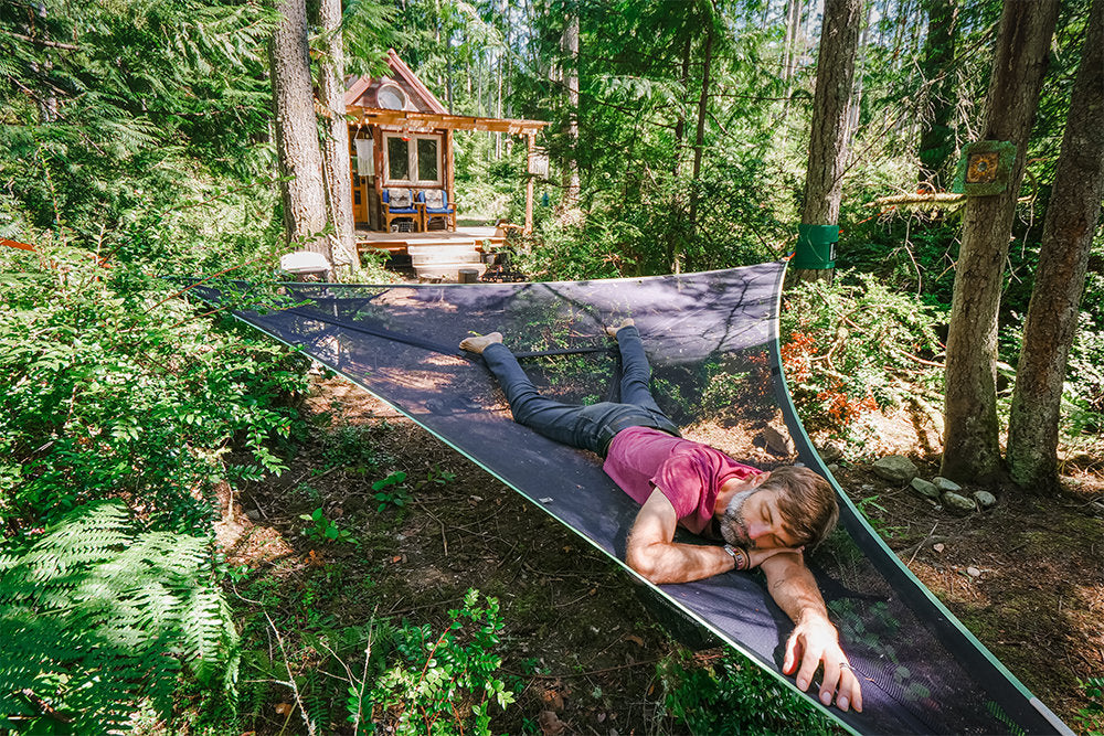 Trillium Giant 3-Person Hammock | The Perfect Backyard