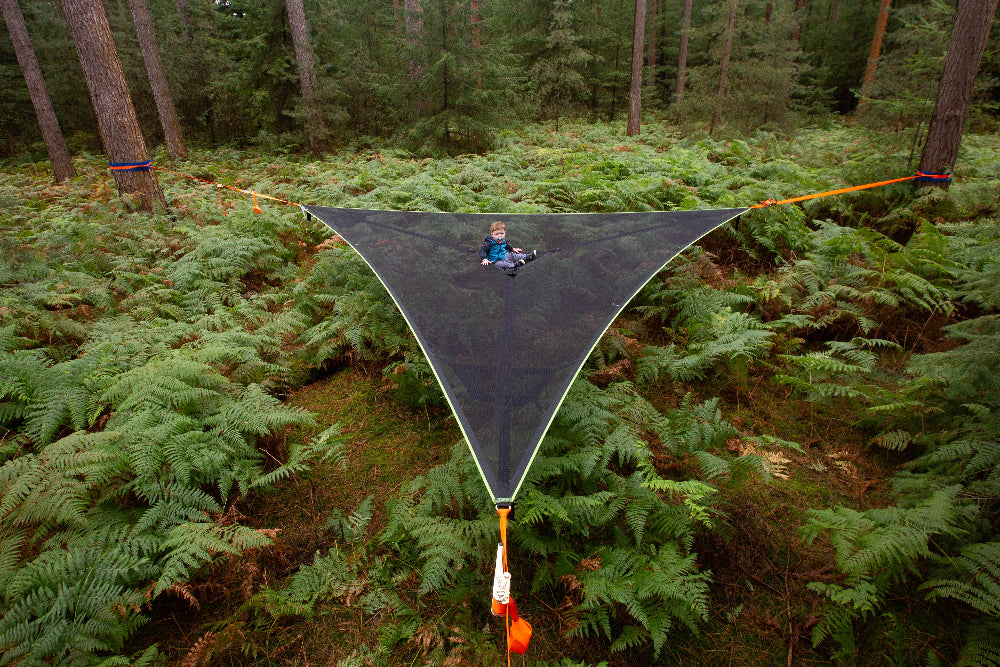 kid sat in trillium XL giant hammock (4373048033353)